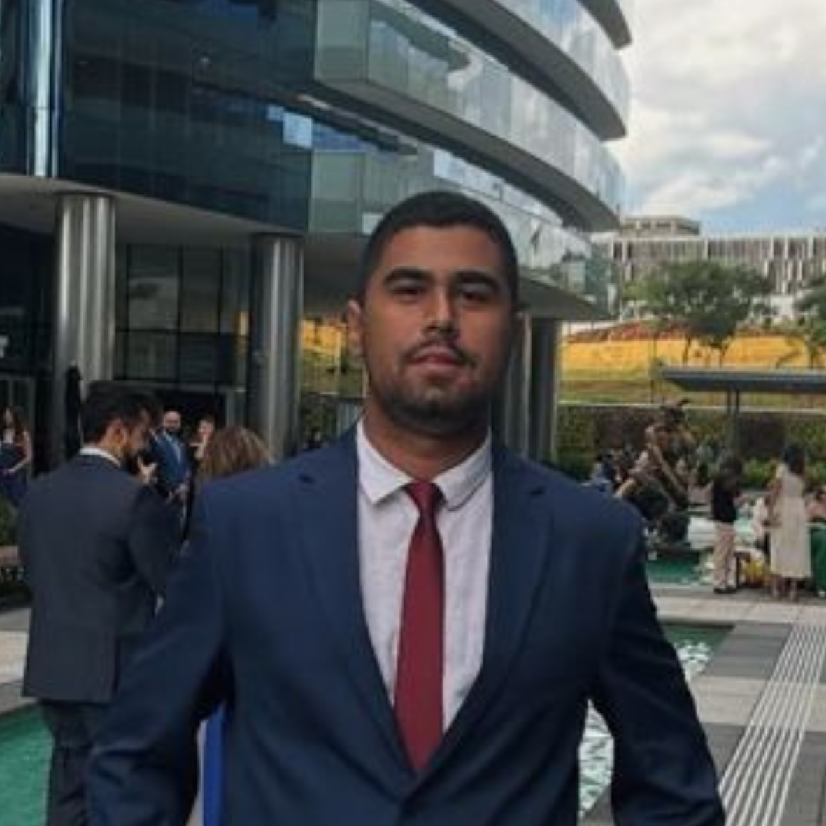 Foto de Dr. Thiago Henrique